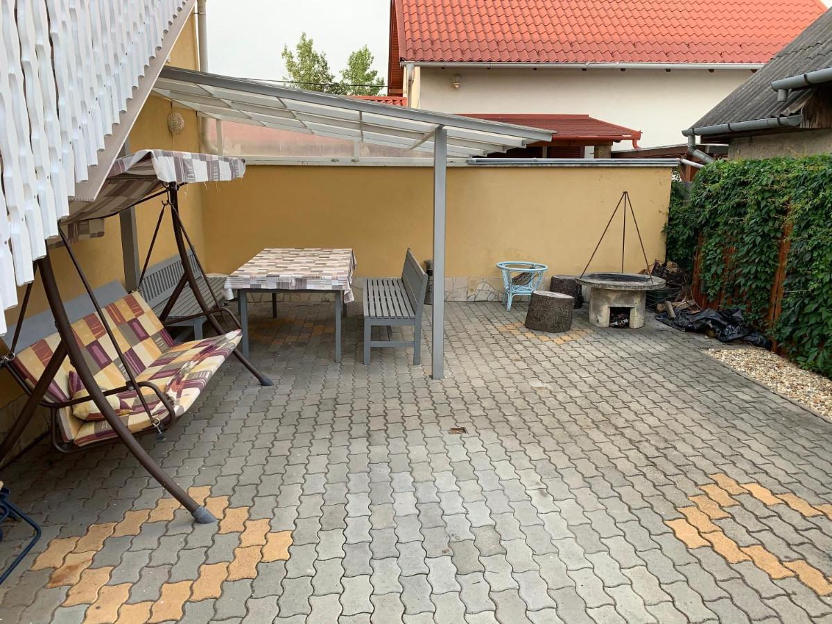 Gazlang Apartman Hajdúszoboszló Exterior foto