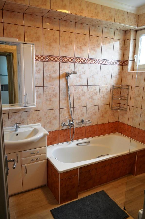 Gazlang Apartman Hajdúszoboszló Exterior foto